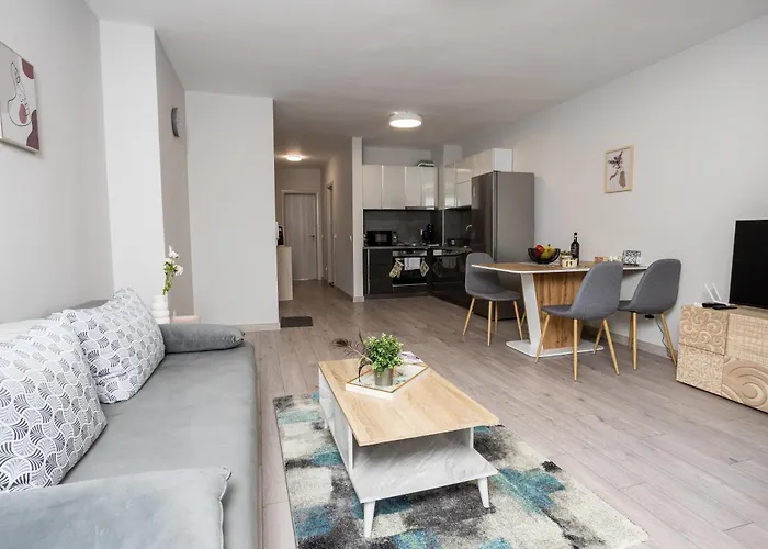 Cozy 1br In Heart Of Oborishte With Private Parking