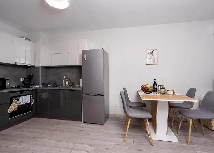 Cozy 1br In Heart Of Oborishte With Private Parking *