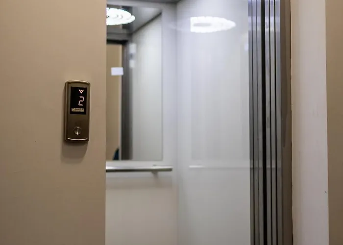 Cozy 1br In Heart Of Oborishte With Private Parking Appartement *