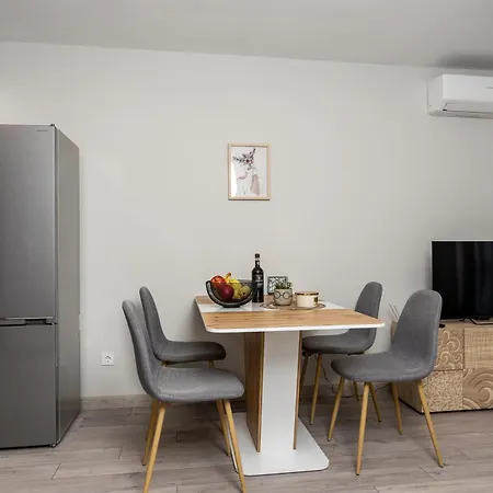 2-стаен с безплатен паркинг на локация Apartament *