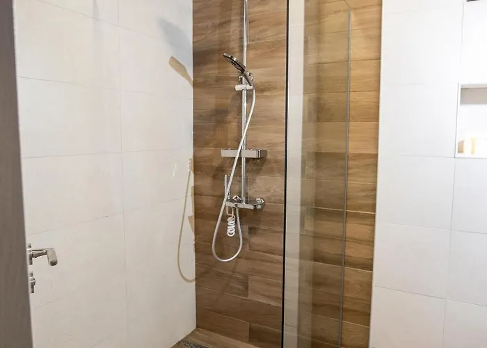 Cozy 1br In Heart Of Oborishte With Private Parking Apartamento *