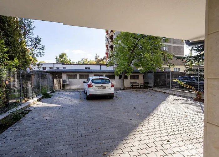 Apartamento Cozy 1br In Heart Of Oborishte With Private Parking