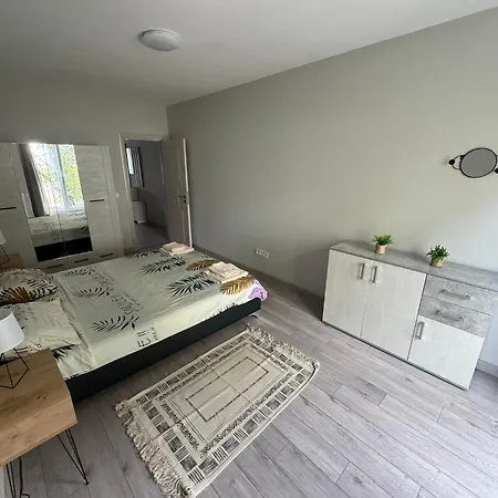 Private Parking Cozy 1br In Heart Of Oborishte * Sofia